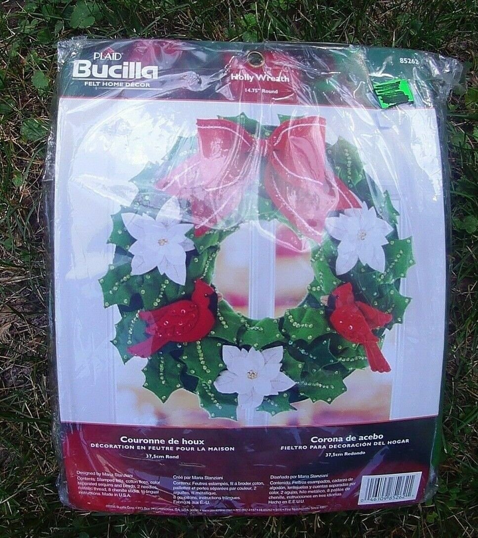 HTF New Bucilla Holly Wreath Felt Wall Hanging Kit #85262 Maria Stanziani Cardinals Wall Hanging Poinsettia Applique Sequins Beads