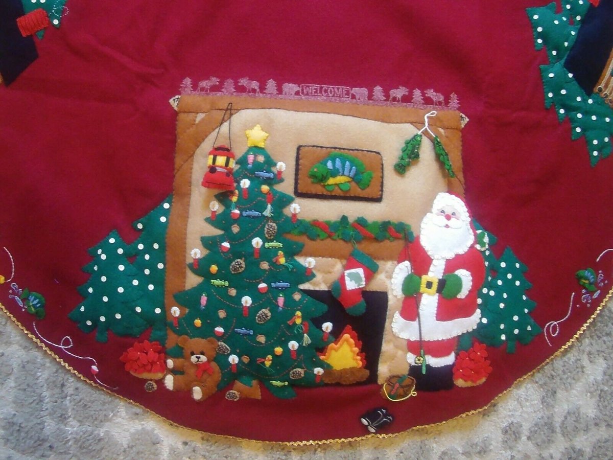 Vintage 2000 FINISHED Handmade BUCILLA Santa's Lodge Tree Skirt Tablecloth 84276 Camping Holiday Decor Retro Christmas Gift Idea
