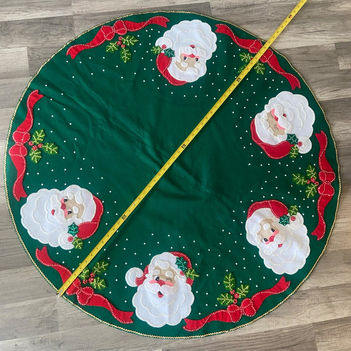 Christmas Tree Skirt / Table Cover HANDMADE BUCILLA #83212 Jolly Faces Santa Claus Tree Skirt Holiday Home Decor Table Decor