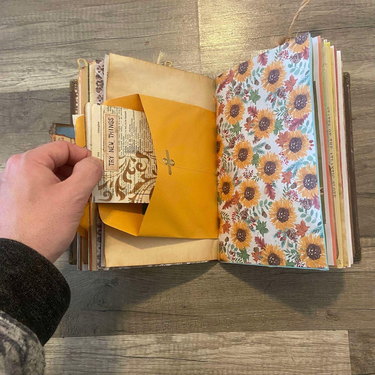 Vintage Old World Junk Journal, Flower Handmade Journal Pages, Custom Journals, Writing, Reading Journals