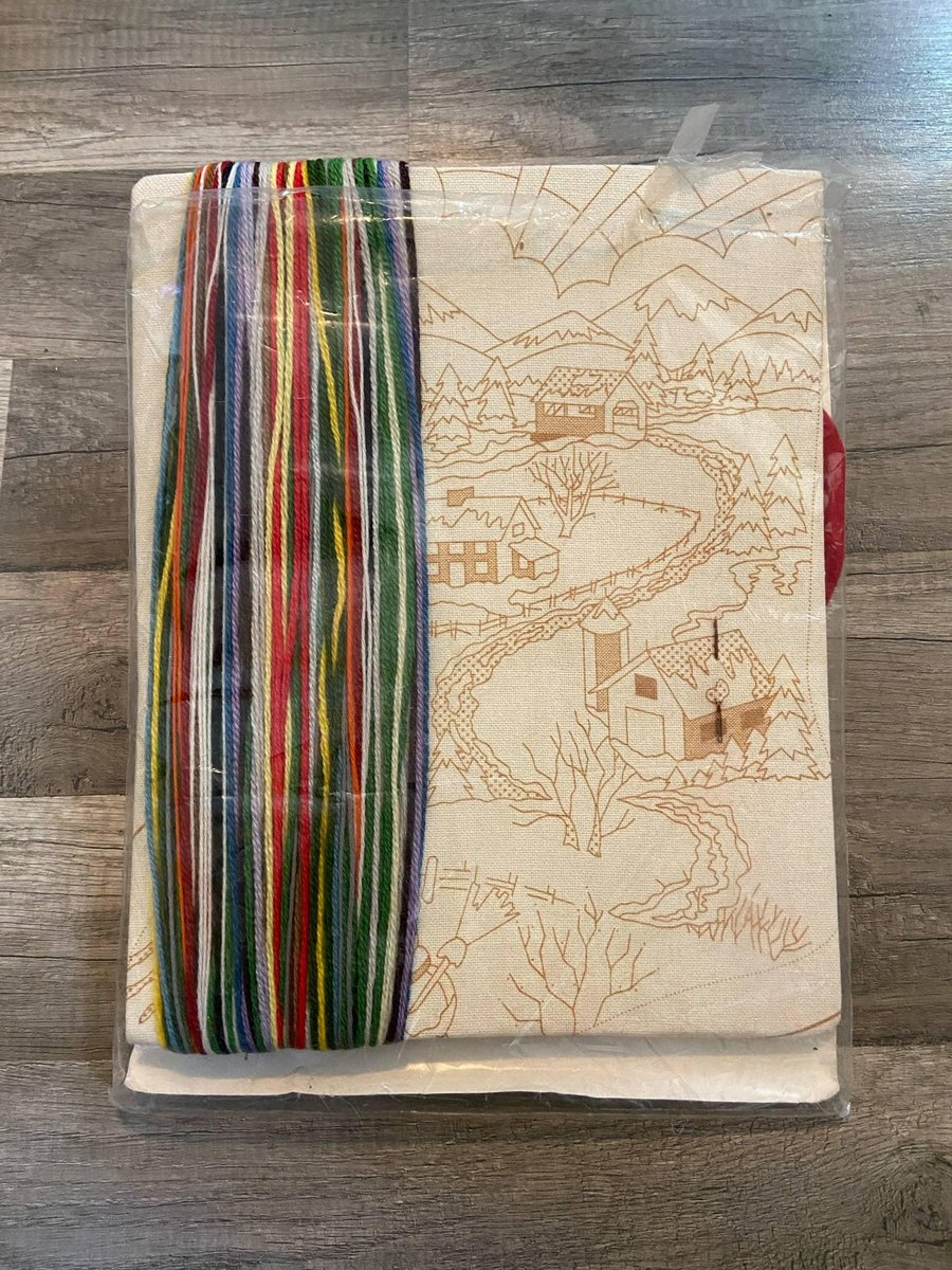 Crewel Christmas Stocking Kit | Vintage 1978 NEW Sunset Stitchery Holiday Stocking Kiy | Family Stockings | Custom Stockings