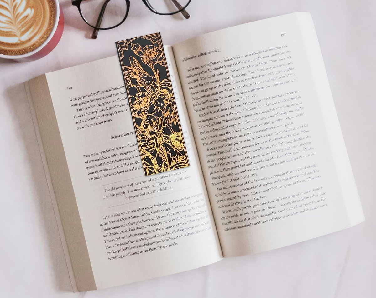 Handmade Bee Bookmarks | Handmade Foil Bookmark | Honey Bee Bookmark | Butterfly Bookmark | Birds Bookmark | JUMBO BEE Bookmark | Bumble Bee
