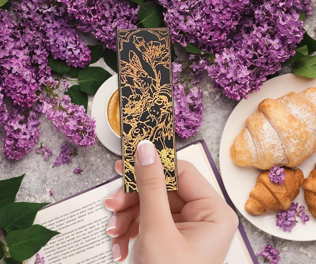 Handmade Bee Bookmarks | Handmade Foil Bookmark | Honey Bee Bookmark | Butterfly Bookmark | Birds Bookmark | JUMBO BEE Bookmark | Bumble Bee
